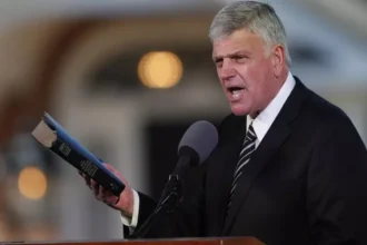 کشیش فرانکلین گراهام